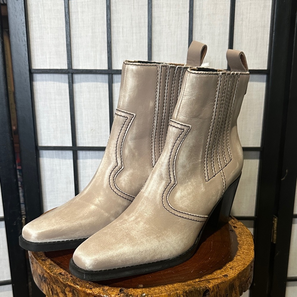 Ganni Designer Distressed Western Taupe Leather Ankle Boots Worn Once 41